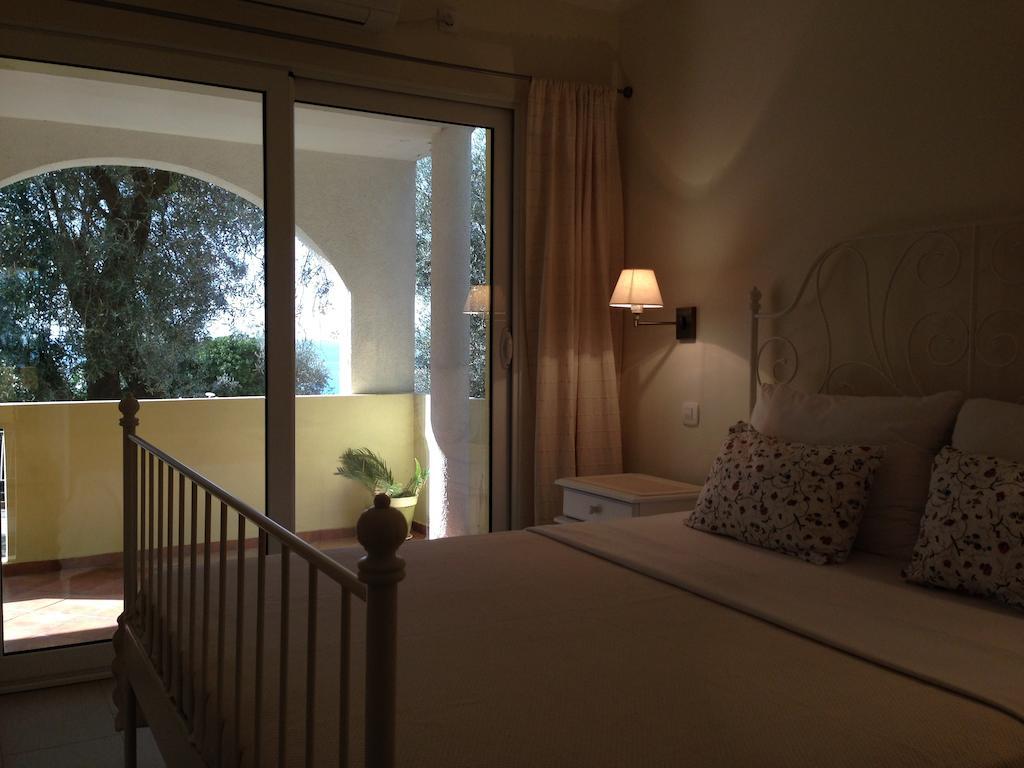 Guest House Sea Breeze Свети Стефан Стая снимка