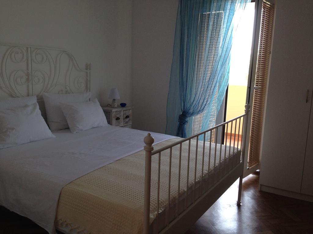 Guest House Sea Breeze Свети Стефан Екстериор снимка