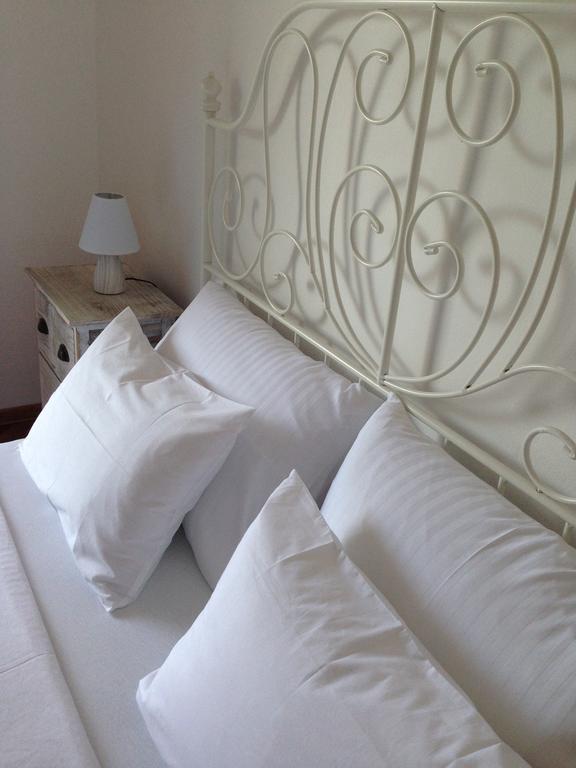Guest House Sea Breeze Свети Стефан Екстериор снимка